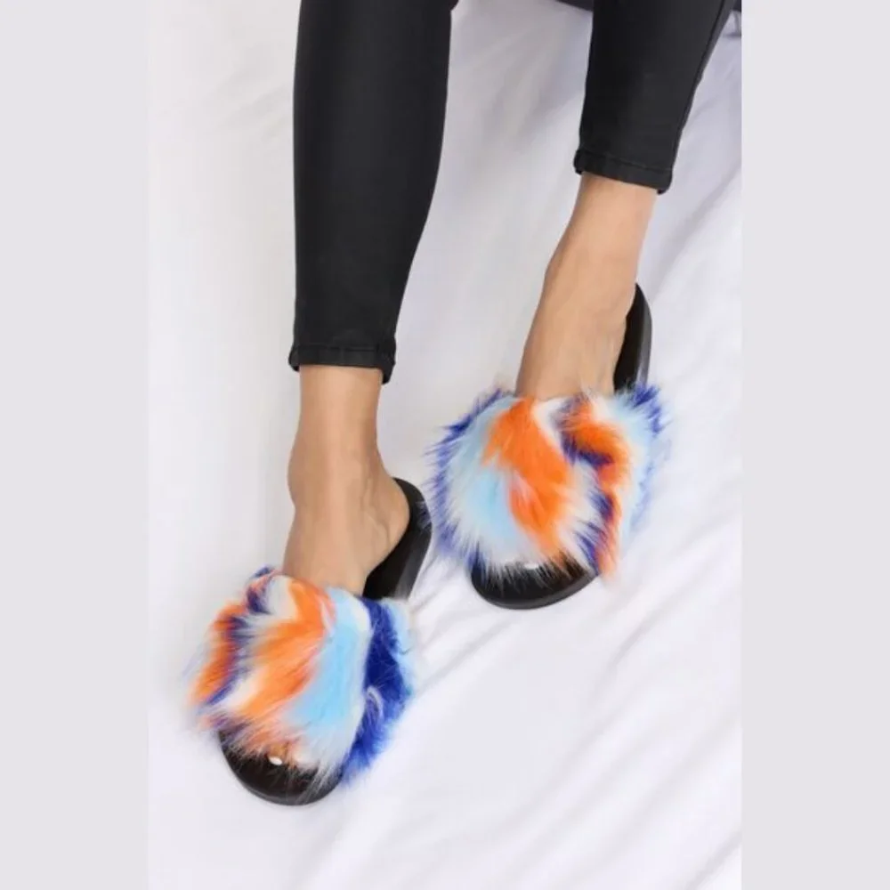 Plush Open-Toe Lounge Sandals (New) - Picture 3 of 7